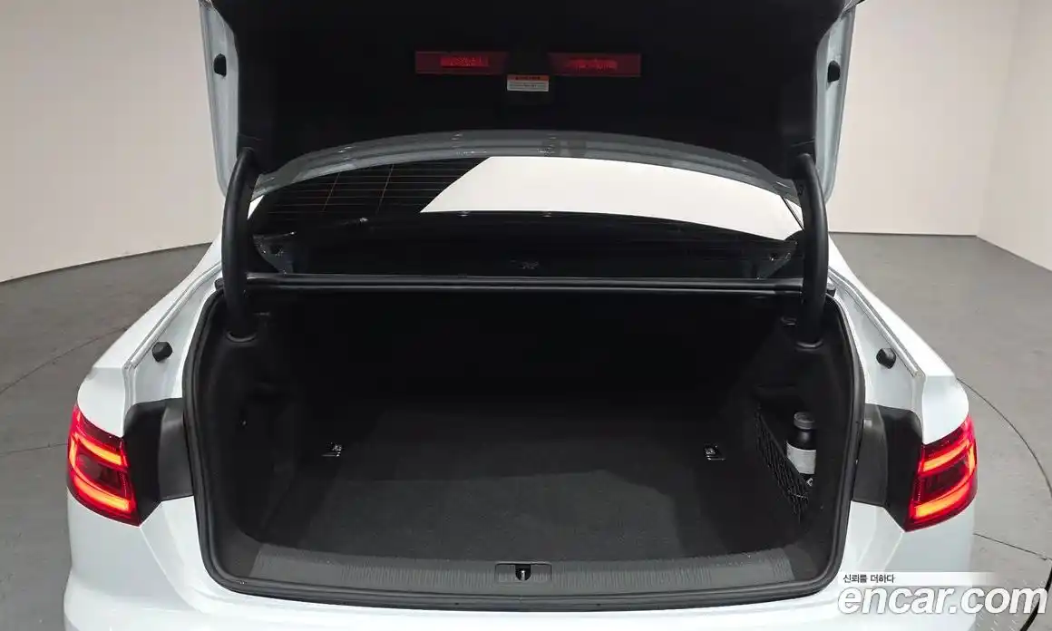 Audi A4 2019 2.0 Автомат в Москве № 592870, фото 20