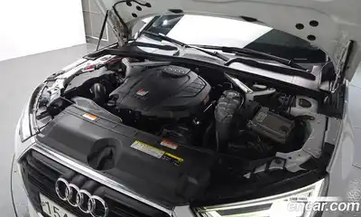 Audi A4 2019 2.0 Автомат в Москве № 592870, миниатюра 6