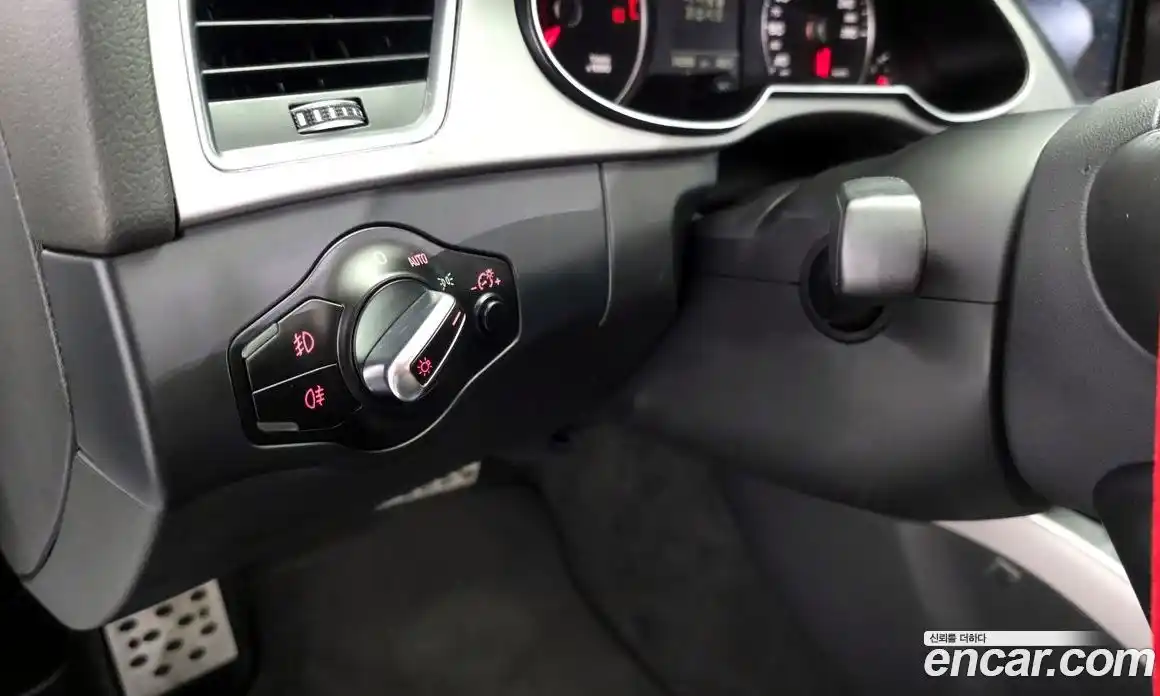 Audi A4 2015 2.0 Автомат в Москве № 593196, фото 18