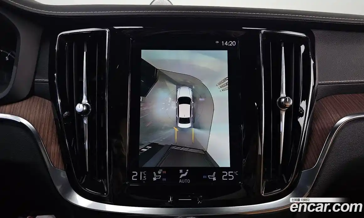 Volvo S60 2021 2.0 Автомат в Москве № 593694, фото 17