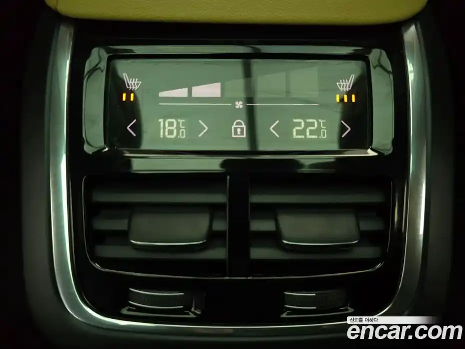 Volvo XC60 2022 2.0 Автомат в Москве № 593896, фото 18