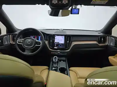 Volvo XC60 2022 2.0 Автомат в Москве № 593896, миниатюра 7