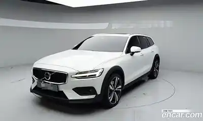 Volvo V60, 2021
