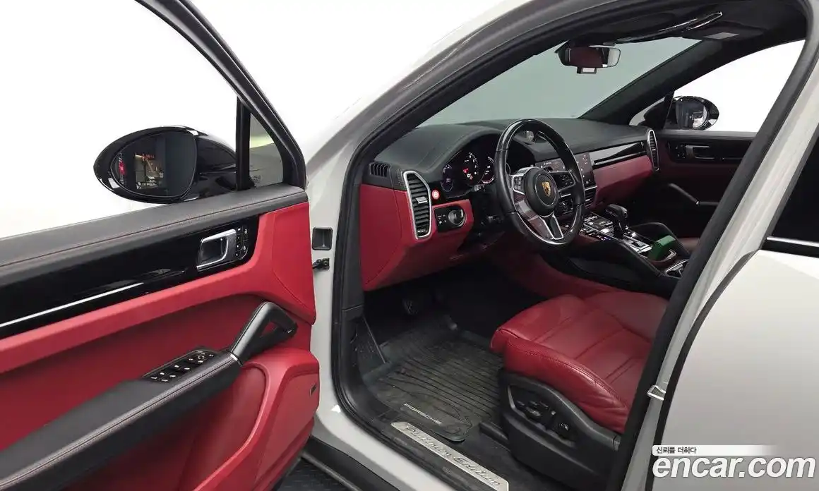 Porsche Cayenne 2023 3.0 Автомат в Москве № 593995, фото 10