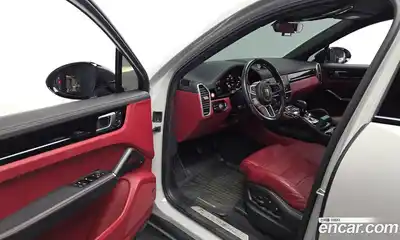 Porsche Cayenne 2023 3.0 Автомат в Москве № 593995, миниатюра 10