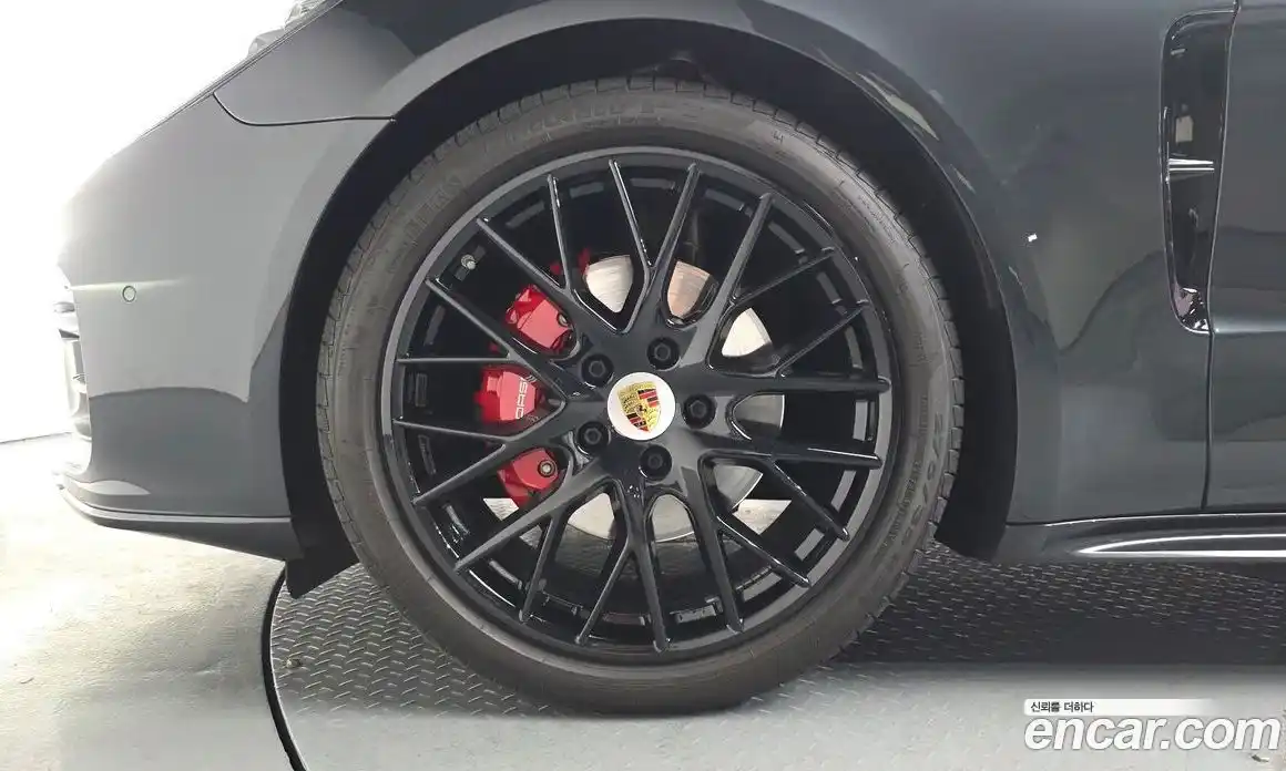 Porsche Panamera 2018 3.0 Автомат в Москве № 594068, фото 4