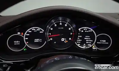 Porsche Panamera 2018 3.0 Автомат в Москве № 594068, миниатюра 7