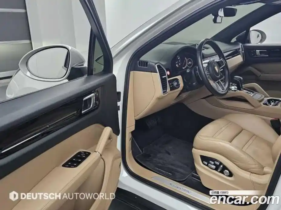 Porsche Cayenne 2020 3.0 Автомат в Москве № 594558, фото 11