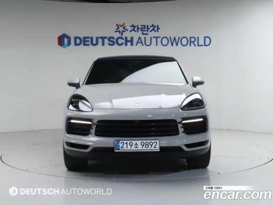 Porsche Cayenne 2020 3.0 Автомат в Москве № 594558, фото 3