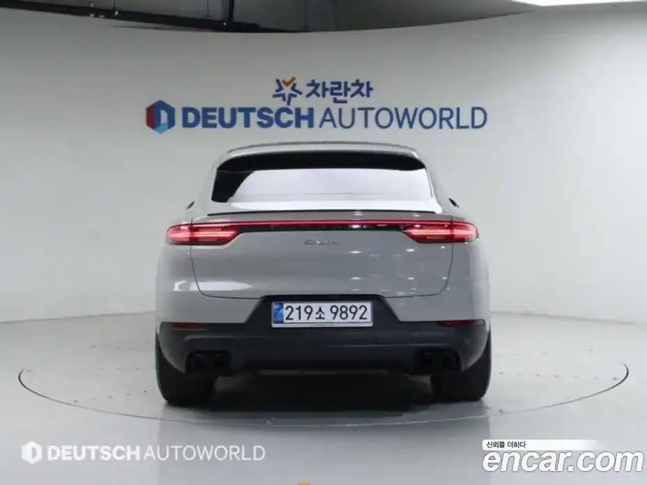 Porsche Cayenne 2020 3.0 Автомат в Москве № 594558, фото 4