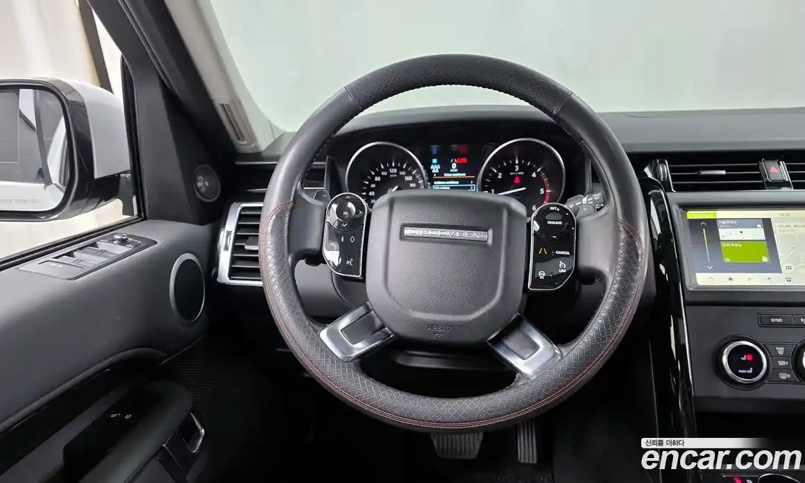 Land Rover Discovery 2019 2.0 Автомат в Москве № 594735, фото 13
