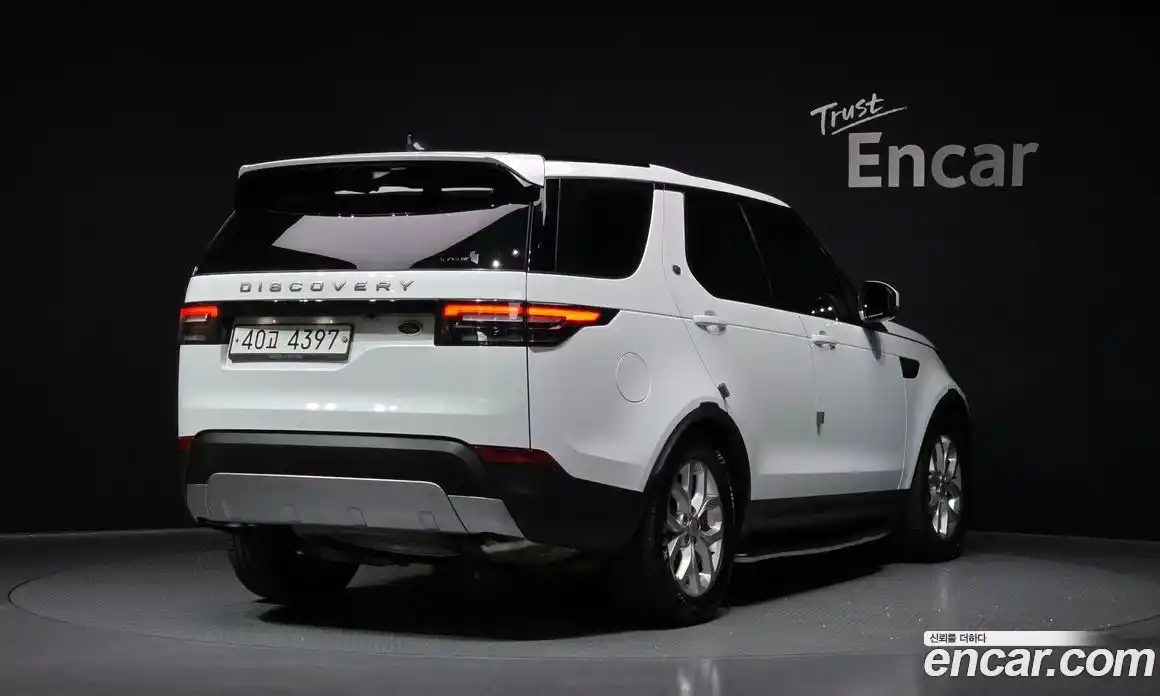 Land Rover Discovery 2019 2.0 Автомат в Москве № 594735, фото 2