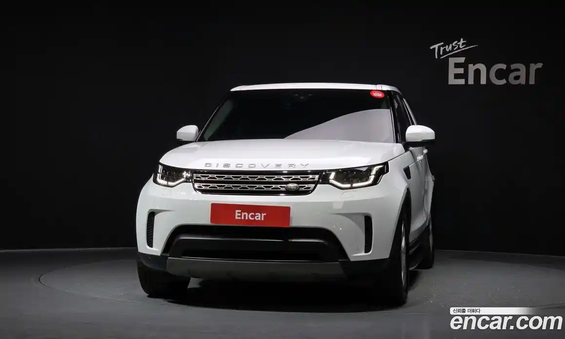 Land Rover Discovery 2019 2.0 Автомат в Москве № 594735, фото 3