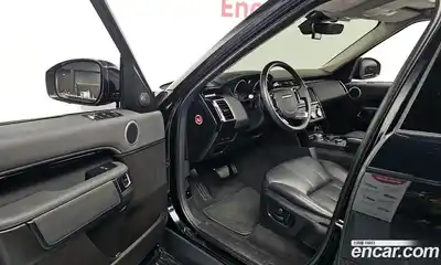 Land Rover Discovery 2019 3.0 Автомат в Москве № 594767, миниатюра 11