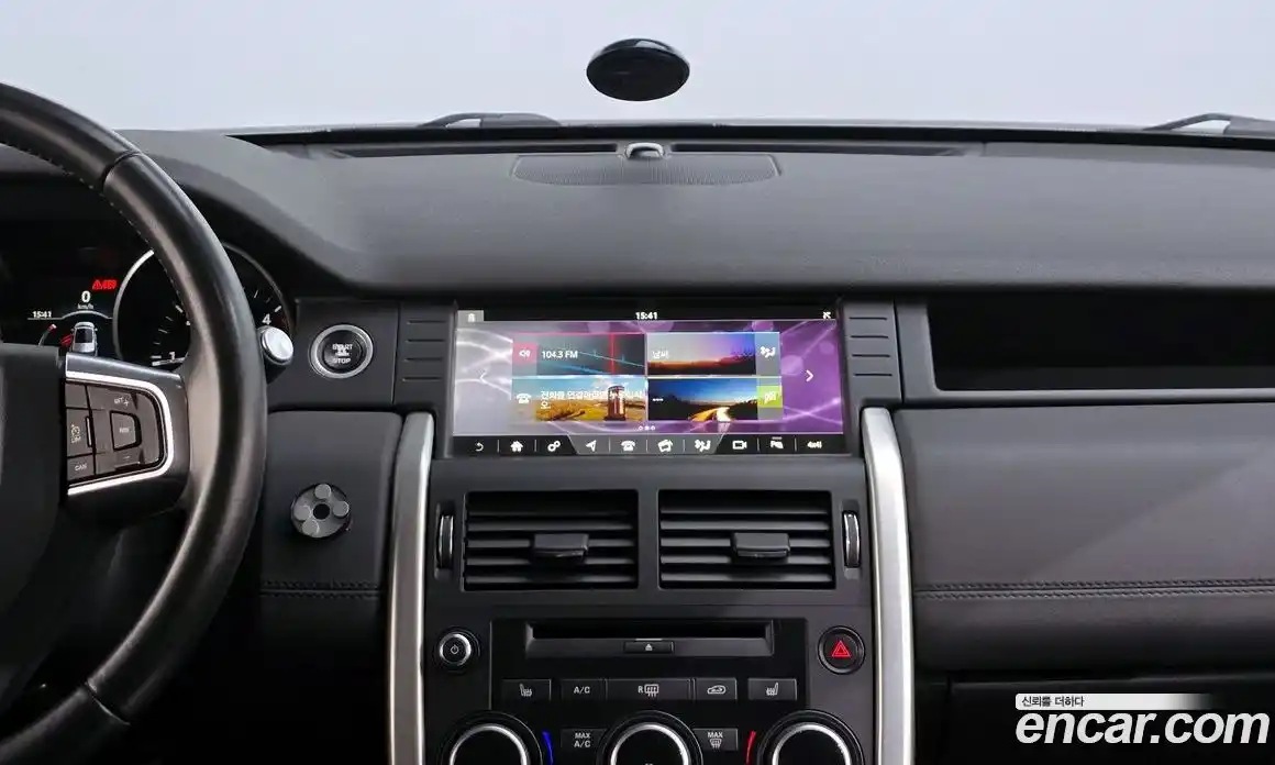 Land Rover Discovery Sport 2017 2.0 Автомат в Москве № 594832, фото 14