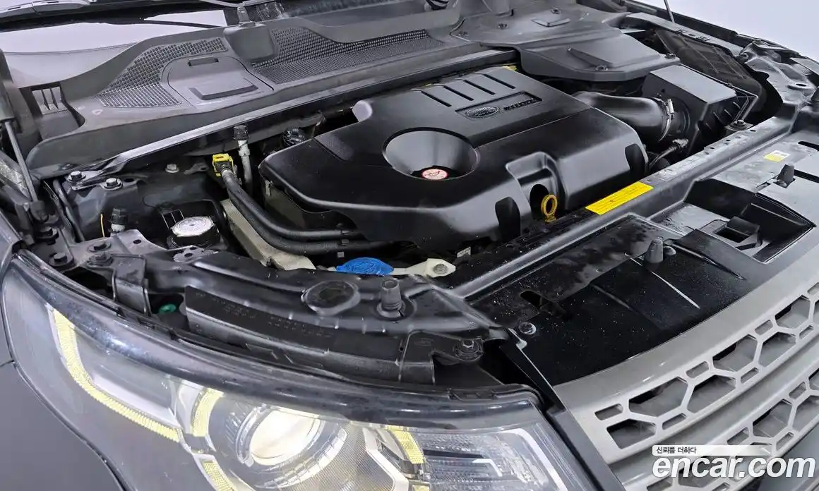 Land Rover Discovery Sport 2017 2.0 Автомат в Москве № 594832, фото 6