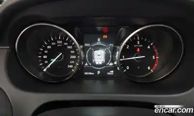 Land Rover Discovery Sport 2017 2.0 Автомат в Москве № 594832, миниатюра 8