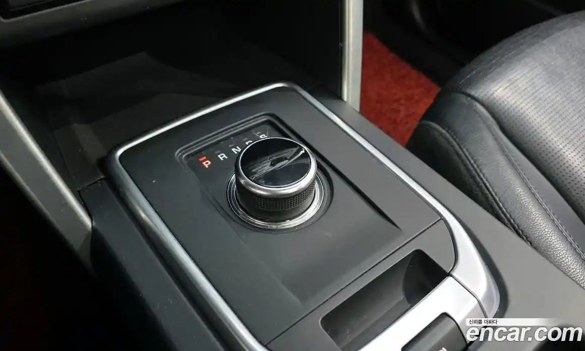 Land Rover Discovery Sport 2017 2.0 Автомат в Москве № 594832, фото 9