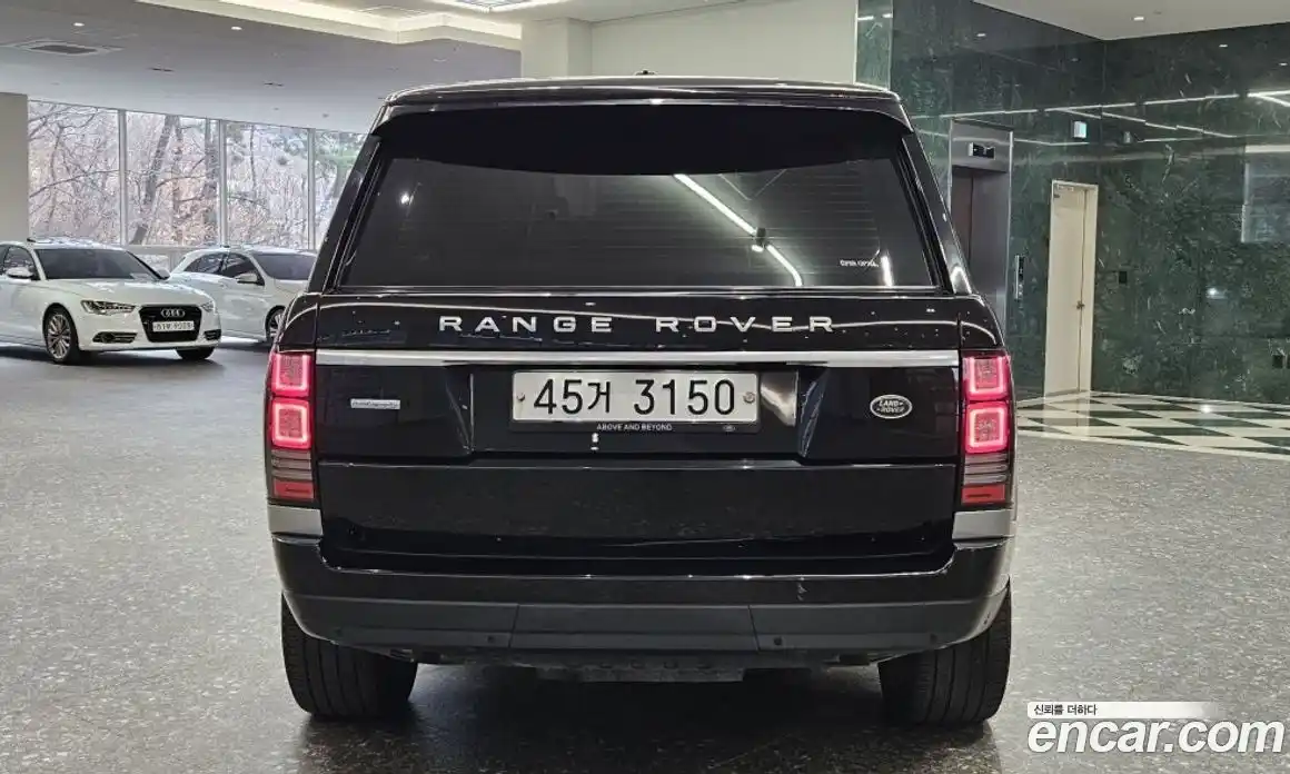 Land Rover Range-Rover 2015 4.4 Автомат в Москве № 594919, фото 4