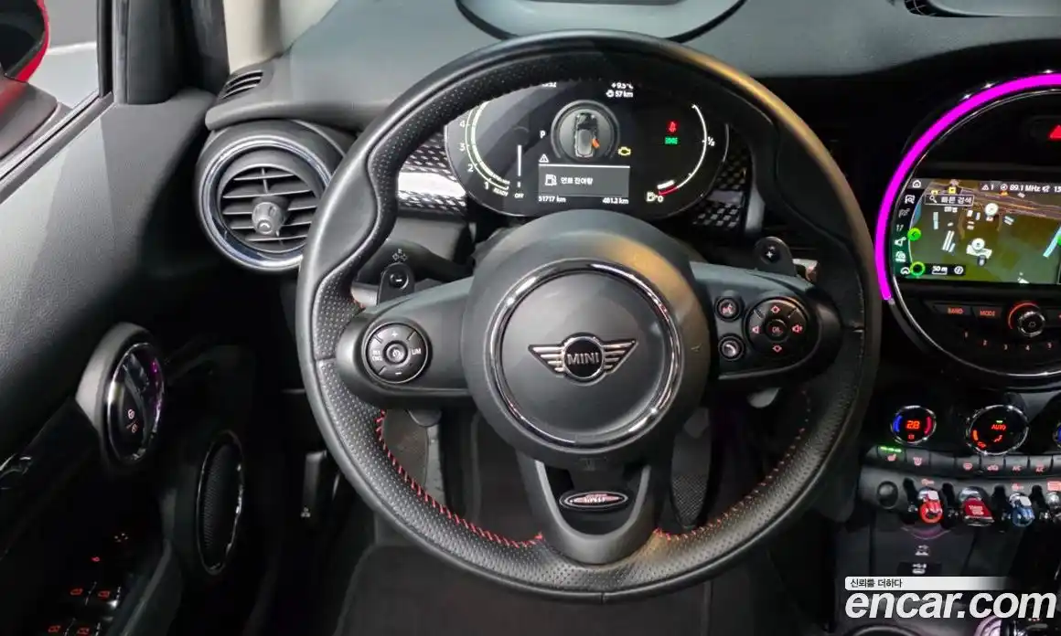 Mini Cooper 2021 2.0 Автомат в Москве № 595050, фото 13