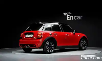 Mini Cooper 2021 2.0 Автомат в Москве № 595050, миниатюра 2