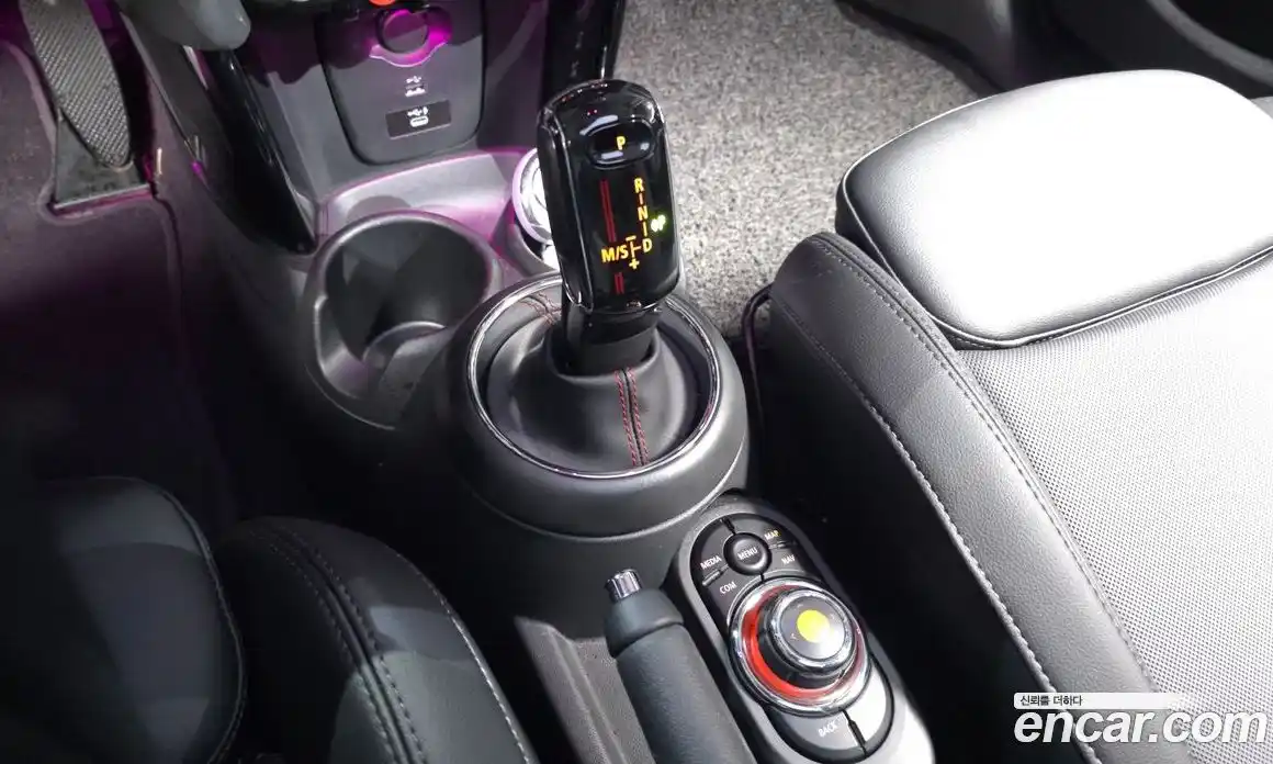 Mini Cooper 2021 2.0 Автомат в Москве № 595050, фото 9