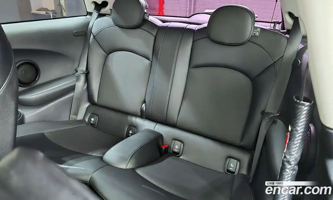 Mini Cooper 2018 1.5 Автомат в Москве № 595104, фото 12