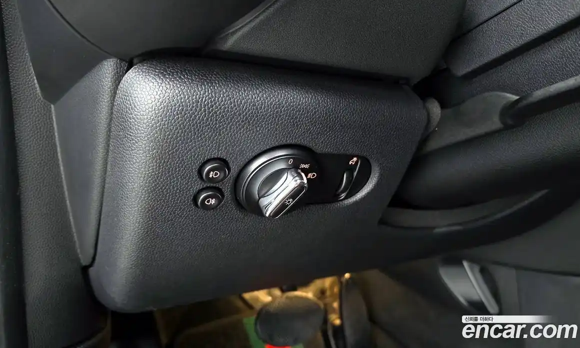 Mini Cooper 2018 1.5 Автомат в Москве № 595104, фото 17