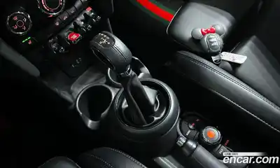 Mini Cooper 2018 1.5 Автомат в Москве № 595104, миниатюра 9
