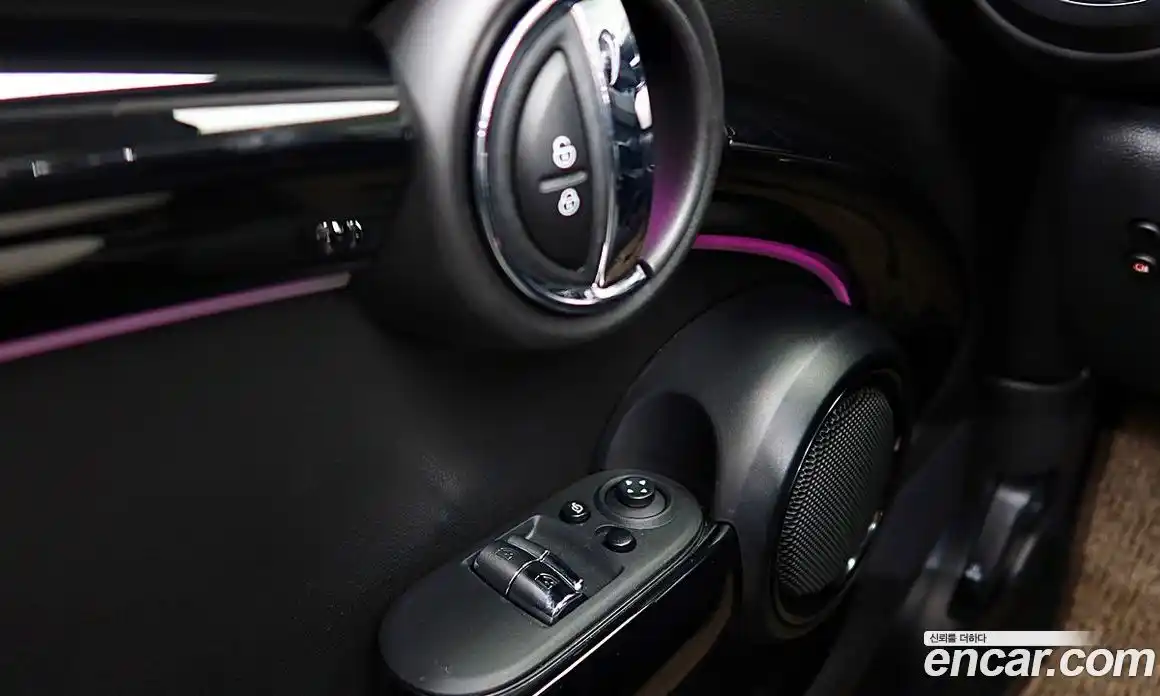 Mini Cooper 2023 2.0 Автомат в Москве № 595233, фото 11