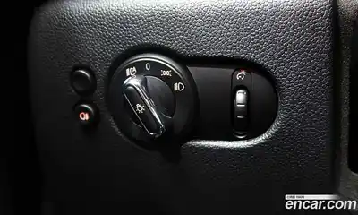 Mini Cooper 2023 2.0 Автомат в Москве № 595233, миниатюра 12