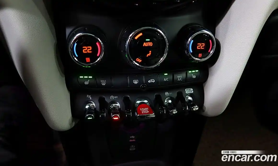 Mini Cooper 2023 2.0 Автомат в Москве № 595233, фото 17