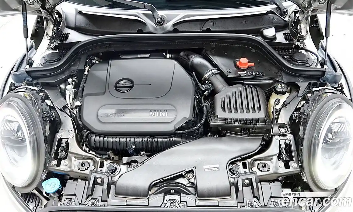 Mini Cooper 2023 2.0 Автомат в Москве № 595233, фото 4