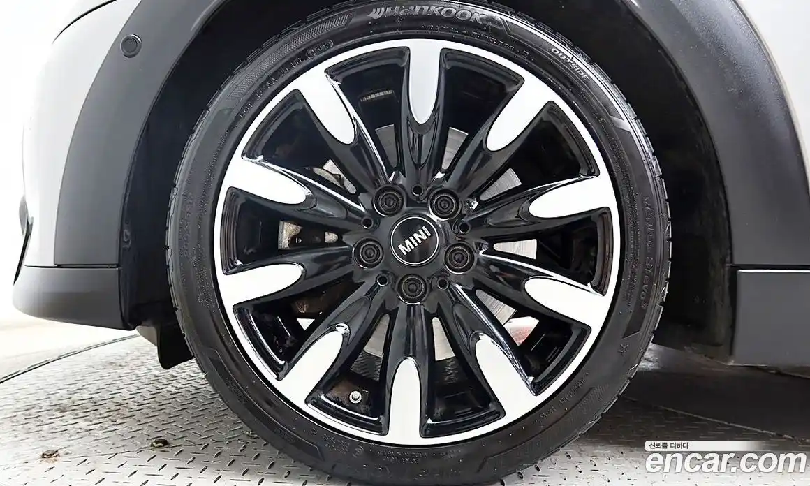 Mini Cooper 2023 2.0 Автомат в Москве № 595233, фото 6