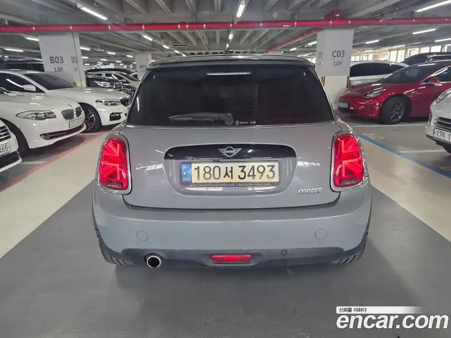 Mini Cooper 2021 1.5 Автомат в Москве № 595283, фото 4
