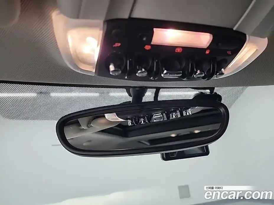 Mini Clubman 2017 2.0 Автомат в Москве № 595298, фото 17