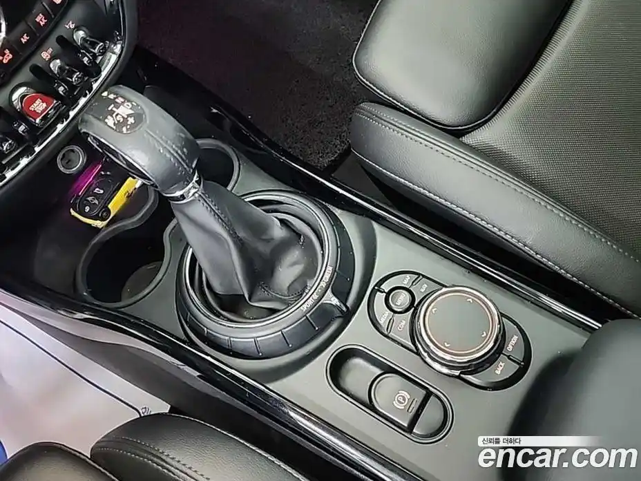 Mini Clubman 2017 2.0 Автомат в Москве № 595298, фото 8