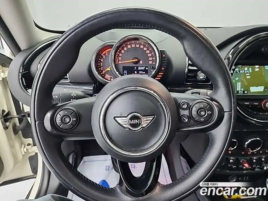 Mini Clubman 2017 2.0 Автомат в Москве № 595298, фото 9