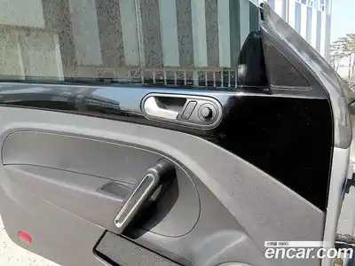 Volkswagen Beatle 2014 2.0 Автомат в Москве № 607662, миниатюра 11