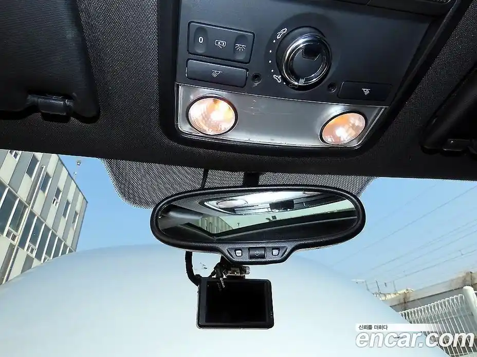 Volkswagen Beatle 2014 2.0 Автомат в Москве № 607662, фото 13