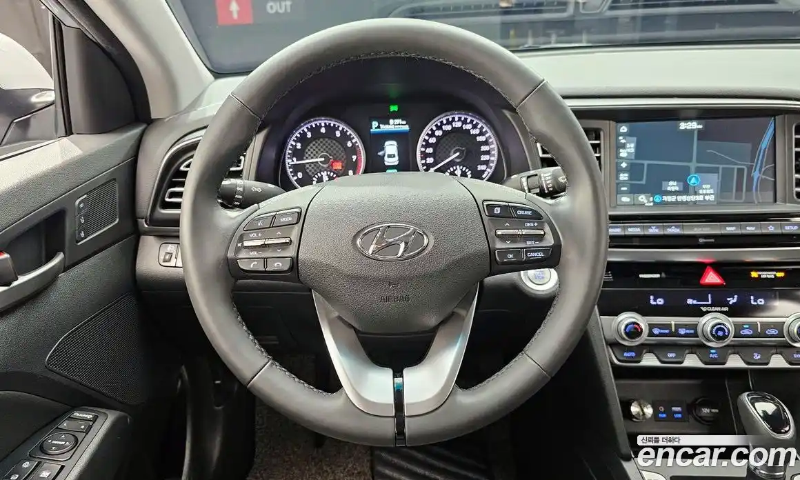 Hyundai Avante 2020 1.6 Автомат в Москве № 607784, фото 13