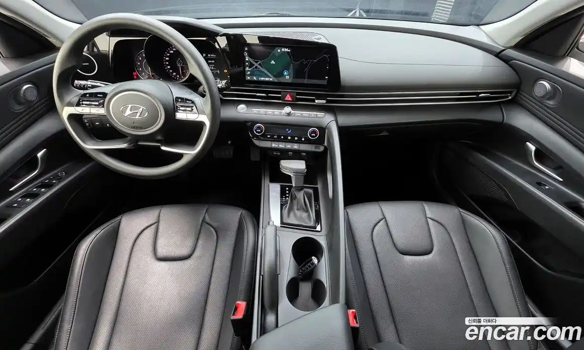 Hyundai Avante 2022 1.6 Автомат в Москве № 607903, фото 7