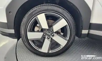 Hyundai Santa Fe 2025 2.5 Автомат в Москве № 608298, миниатюра 5