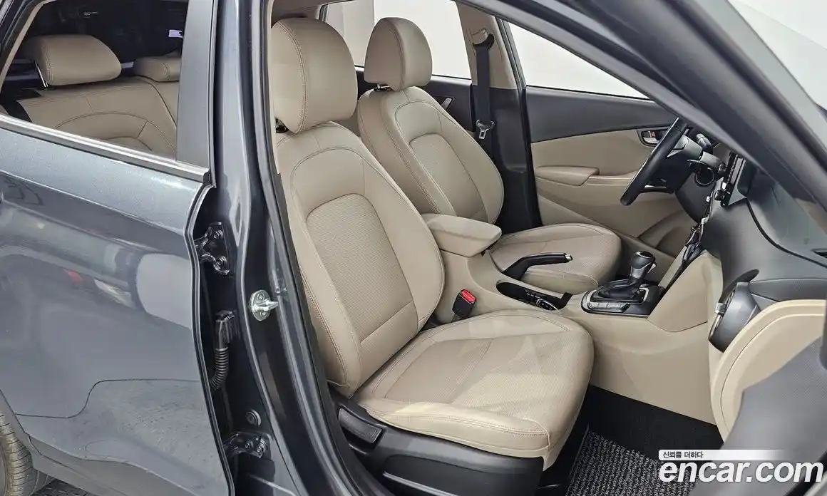 Hyundai Kona 2019 1.6 Автомат в Москве № 608472, фото 11