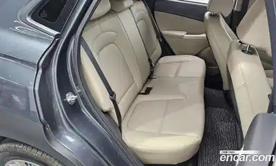 Hyundai Kona 2019 1.6 Автомат в Москве № 608472, миниатюра 12