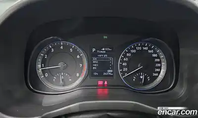 Hyundai Kona 2019 1.6 Автомат в Москве № 608472, миниатюра 8