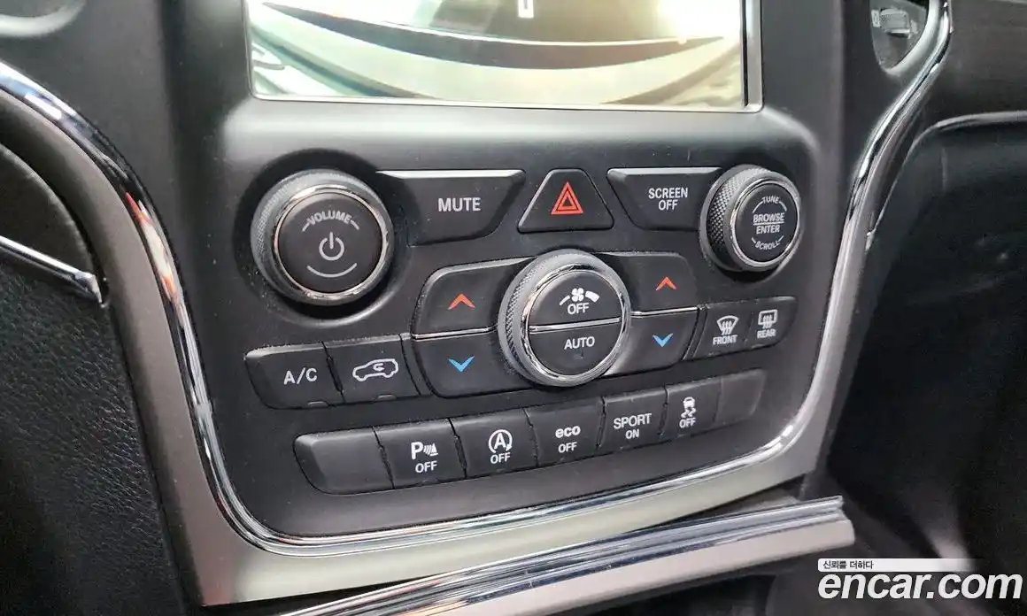 Jeep Cherokee 2018 3.6 Автомат в Москве № 609776, фото 18