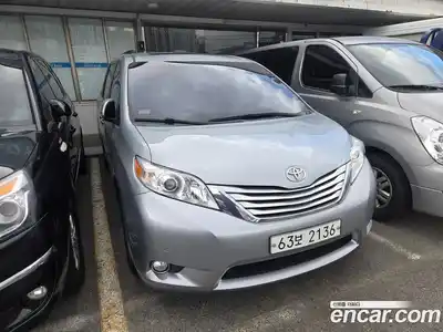 Toyota Sienna, 2014
