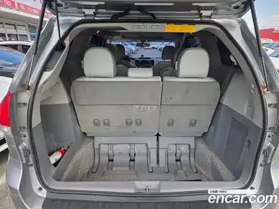 Toyota Sienna 2014 3.5 Автомат в Москве № 609814, миниатюра 11
