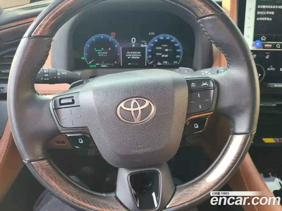 Toyota Alphard 2024 2.5 Автомат в Москве № 609916, фото 15